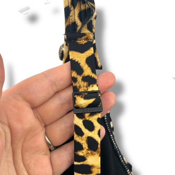 NEW DKNY Cheetah Print One Piece Swimsuit Size Small Ruffle V-Neck Leopard Swim - Picture 11 of 11